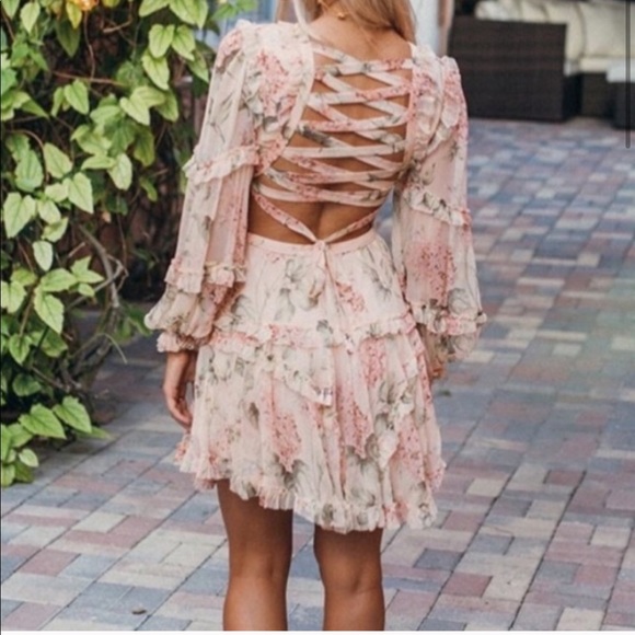 Lace up dress - Picture 2 of 7